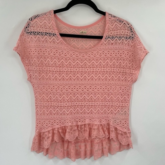Hollister Tops - Hollister Pink Boho Top